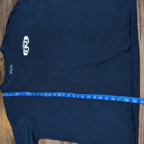 Yeti Built for the Wild Long Sleeve Tee Snowboarding Bear Size XXL in Navy Blue - Picture 9 of 9